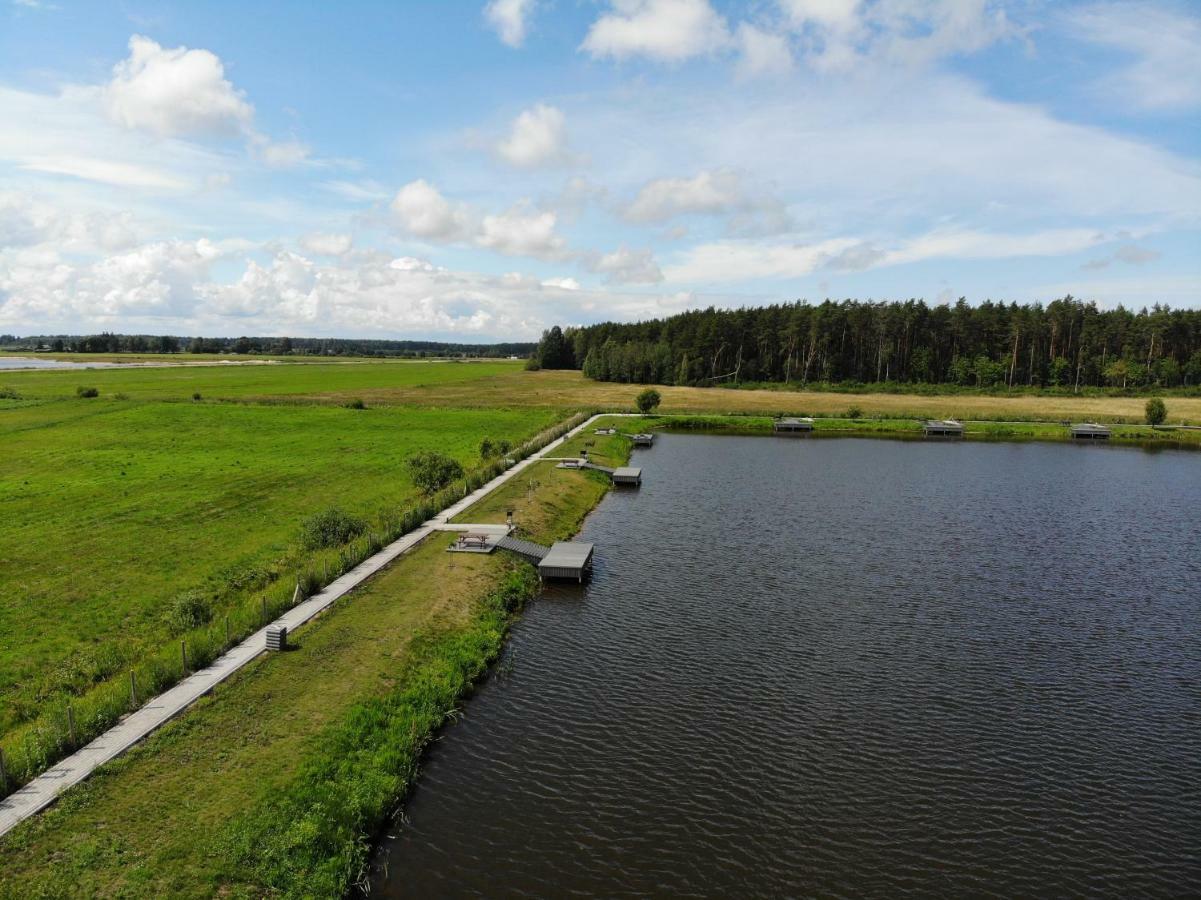 Karpu Dikis-Kempings Viesites Jaunmārupe Exterior foto